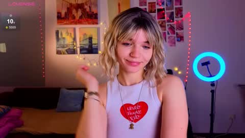 Snapshot of erica_winterr chatting on January 2025 05:56:01 AM Erica Winterr online show from January 2025 05:56:01 AM