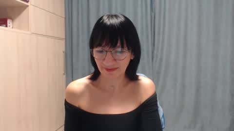 Snapshot of ericablack8 chatting on January 2025 03:48:01 PM ericablack8 online show from January 2025 03:48:01 PM