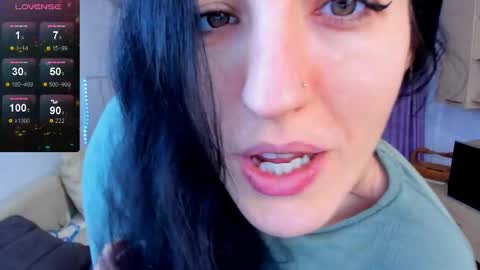 Erika online show from January 2026 05:44:02 AM