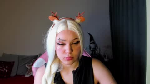 Erica online show from December 2024 08:11:02 AM