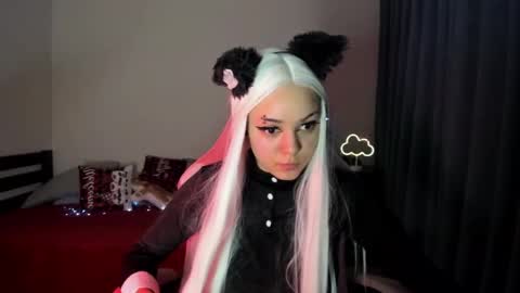 Erica online show from December 2024 05:05:02 PM