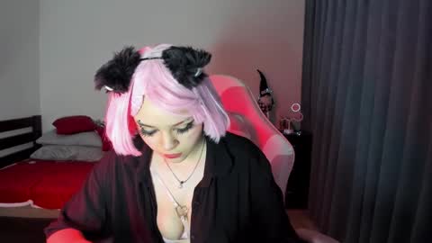 Erica online show from January 2025 10:47:02 PM