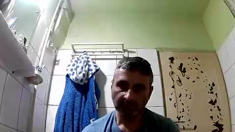 Snapshot of ericboy32 chatting on December 2024 12:11:02 AM eric online show from December 2024 12:11:02 AM