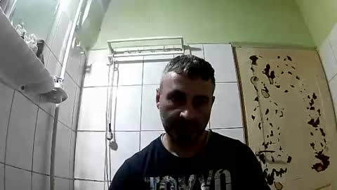 Snapshot of ericboy32 chatting on January 2025 02:32:02 AM eric online show from January 2025 02:32:02 AM