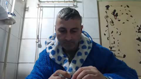 Snapshot of ericboy32 chatting on February 2025 07:44:02 AM eric online show from February 2025 07:44:02 AM