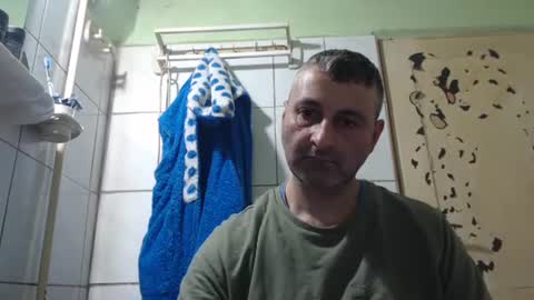 Snapshot of ericboy32 chatting on February 2025 04:58:02 PM eric online show from February 2025 04:58:02 PM