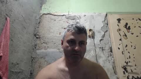 Snapshot of ericboy32 chatting on June 2026 01:54:01 AM eric online show from June 2026 01:54:01 AM