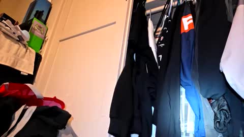 Snapshot of erick346 chatting on December 2025 02:41:02 AM erick346 online show from December 2025 02:41:02 AM