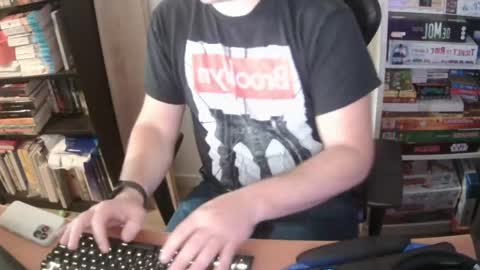 Snapshot of erik_dapper chatting on March 2026 07:45:02 AM Erik Dapper online show from March 2026 07:45:02 AM