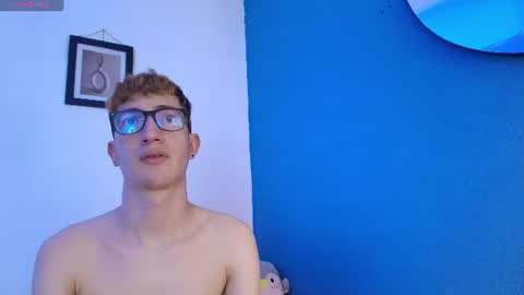 Snapshot of erik_golden_ chatting on June 2026 09:14:02 PM I am Erik online show from June 2026 09:14:02 PM