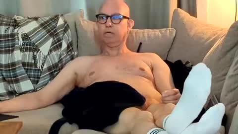 Erik Norwegian online show from April 2026 07:58:02 AM