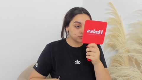 Snapshot of erika_mendez1 chatting on December 2024 08:29:01 PM Erika Mendez online show from December 2024 08:29:01 PM