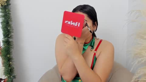 Snapshot of erika_mendez1 chatting on December 2024 07:44:01 PM Erika Mendez online show from December 2024 07:44:01 PM