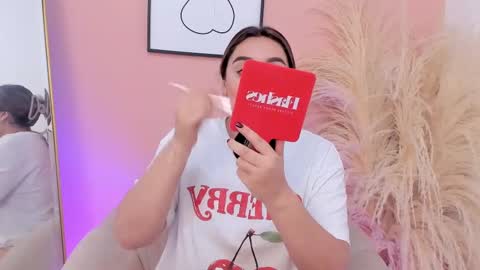 Snapshot of erika_mendez1 chatting on March 2025 07:26:02 PM Erika Mendez online show from March 2025 07:26:02 PM