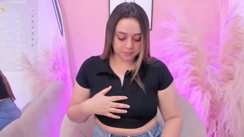 Snapshot of erika_mendez1 chatting on September 2025 03:59:01 PM Erika Mendez online show from September 2025 03:59:01 PM