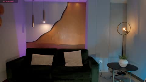 Erika Benz online show from January 2025 12:06:02 PM