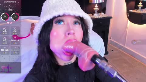 Eri  online show from December 2024 02:01:01 AM