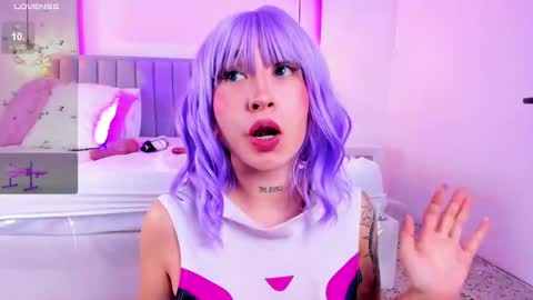 Eri  online show from February 2025 02:01:01 AM