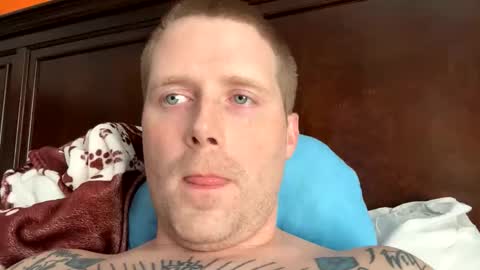 eriwat713 online show from April 2026 08:06:02 PM