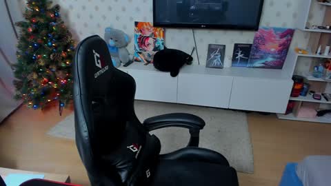 Max online show from January 2025 01:42:02 AM