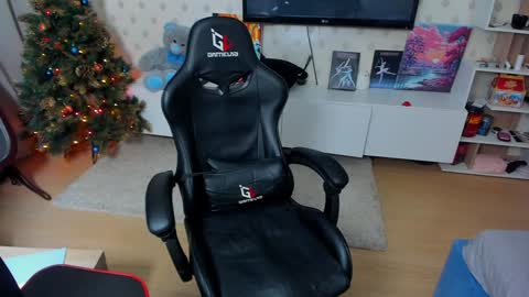 Max online show from January 2025 01:39:02 AM