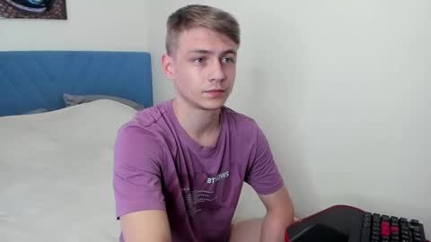 Max online show from September 2025 02:11:02 AM