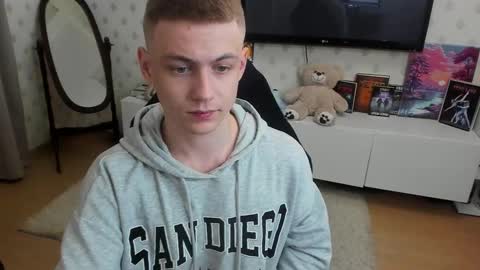 Max online show from October 2025 12:08:01 AM