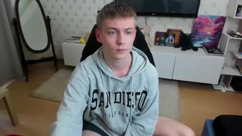 Max online show from November 2025 10:58:01 AM