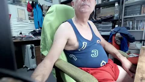 Snapshot of ernello chatting on June 2026 06:06:01 AM ernello online show from June 2026 06:06:01 AM