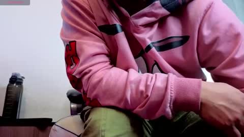 ernesto rodriguez 82 online show from November 2025 05:57:02 PM