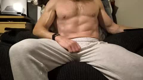 Ernie online show from December 2025 08:38:02 PM