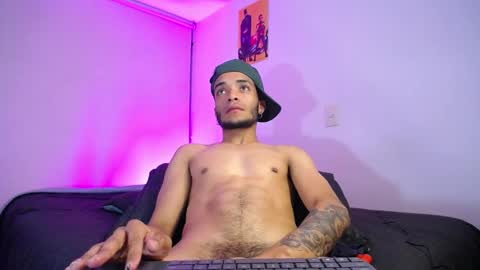 Snapshot of eros_chipre chatting on January 2025 06:46:01 AM Eros online show from January 2025 06:46:01 AM