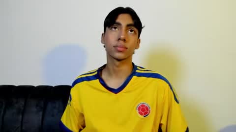 Snapshot of eros_lux1 chatting on June 2026 09:13:01 PM Eros Lux1 online show from June 2026 09:13:01 PM