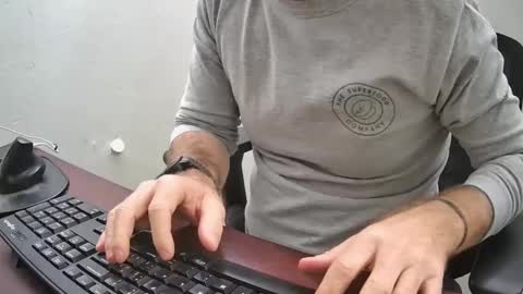 Eroskatt online show from January 2025 06:45:02 PM