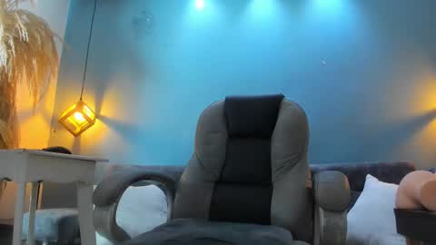 Eross online show from February 2026 12:23:01 PM