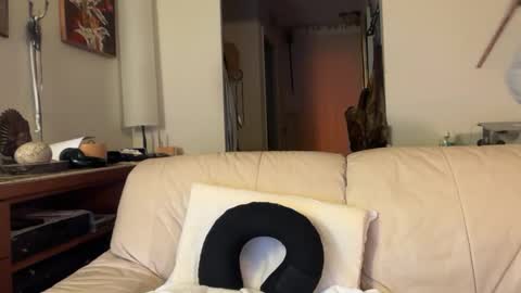 eros online show from October 2025 02:34:01 AM