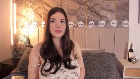 Karen online show from October 2025 07:26:02 PM