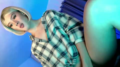 erotic_empress18 online show from June 2026 08:34:01 PM