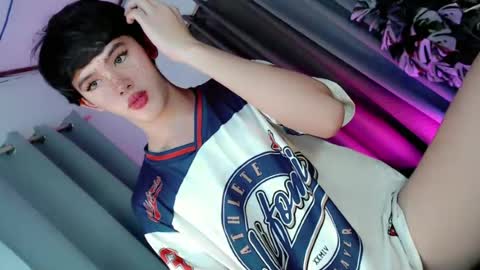 erotic_empress18 online show from June 2026 12:22:01 PM