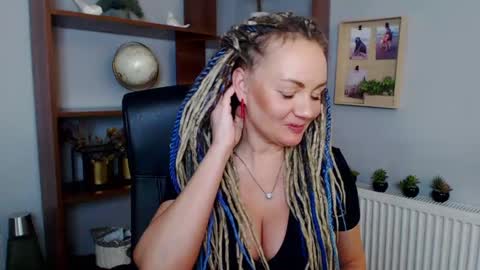 Snapshot of erotic_kaya chatting on February 2025 05:04:01 PM KAYA online show from February 2025 05:04:01 PM