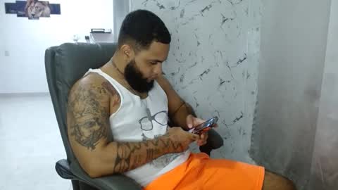 Snapshot of eroticoblack chatting on April 2026 04:32:01 AM Eroticoblack online show from April 2026 04:32:01 AM