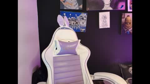 Alexa online show from September 2025 07:02:02 PM