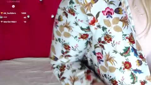 Erika online show from February 2025 11:31:02 AM