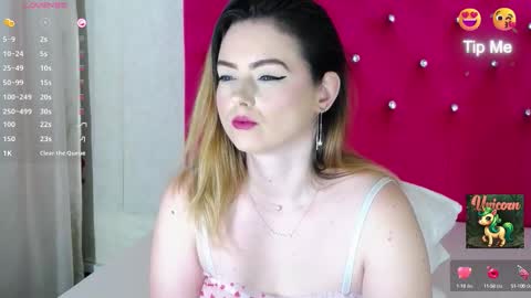 Erika online show from September 2025 04:28:01 AM