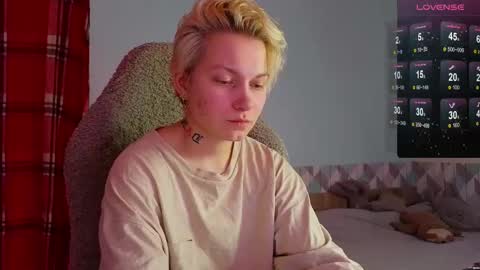 esajukyy online show from February 2025 10:42:01 AM