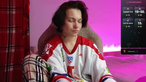 esajukyy online show from September 2025 11:54:01 AM