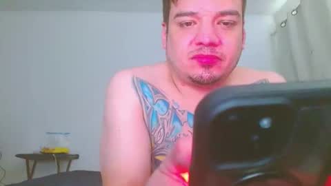 escodamus12 online show from January 2025 05:34:01 PM