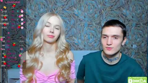 Snapshot of eshcka chatting on April 2026 10:19:01 AM Megan and Brad online show from April 2026 10:19:01 AM