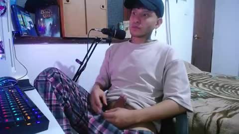 Esteban online show from December 2024 05:42:01 AM