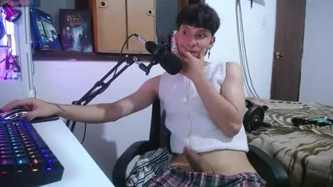 Esteban online show from December 2024 06:04:02 AM